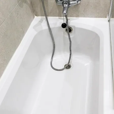 Spacious & Bright In Near Shops And Sea Appartamento Sliema