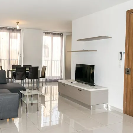 Spacious & Bright In Near Shops And Sea * Sliema