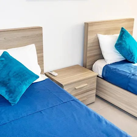 Spacious & Bright In Near Shops And Sea * Sliema